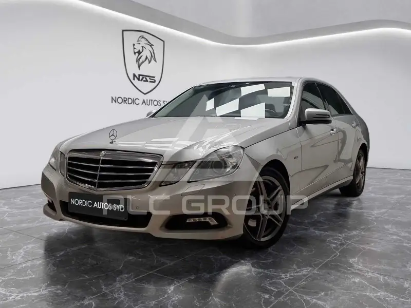 2010 Mercedes Benz E 200