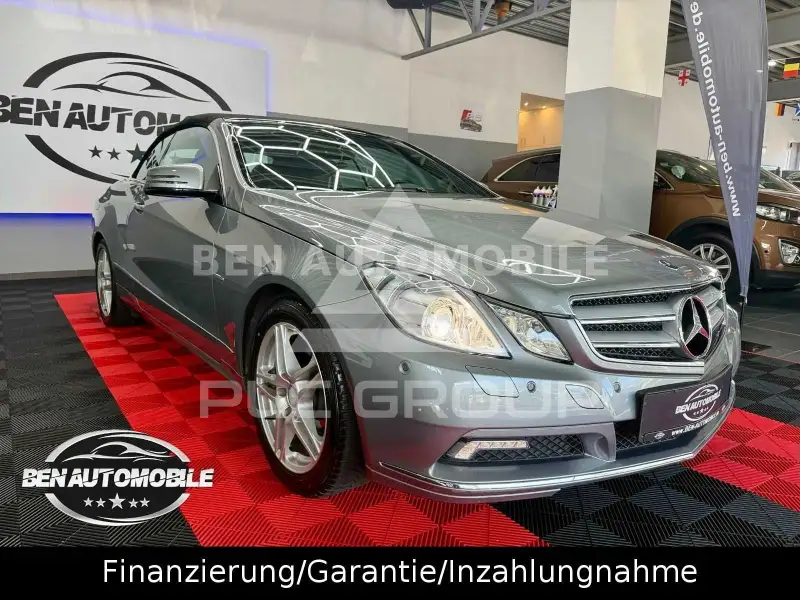 2010 Mercedes Benz E 200