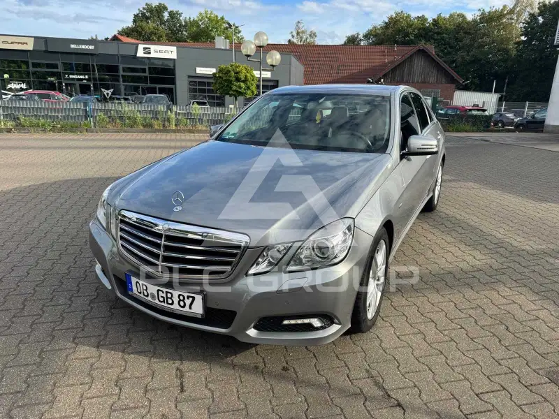 2010 Mercedes Benz E 200