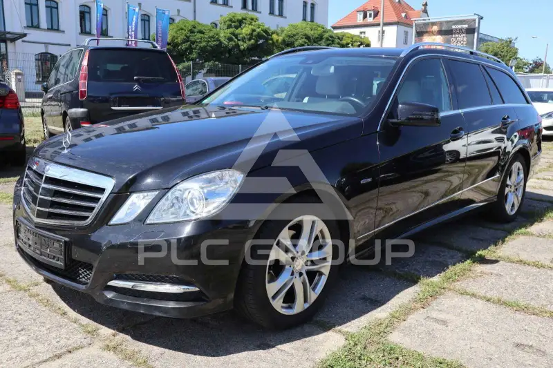 2010 Mercedes Benz E 200