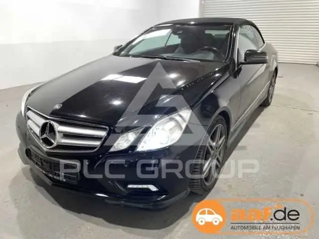 2010 Mercedes Benz E 200