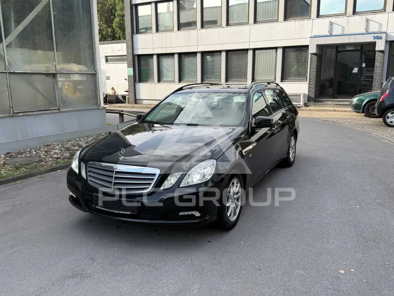 2010 Mercedes Benz E 200