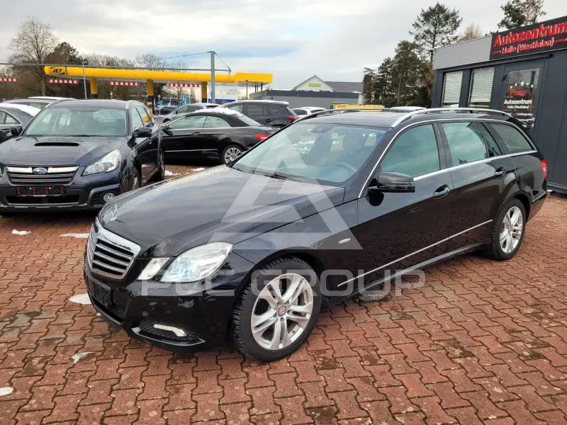 2010 Mercedes Benz E 200