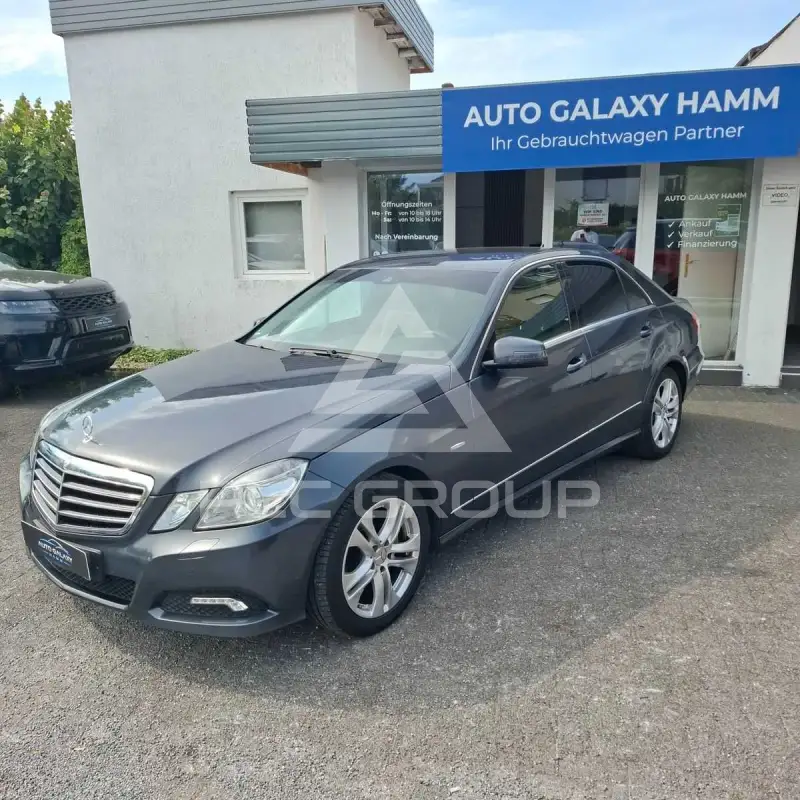2010 Mercedes Benz E 200