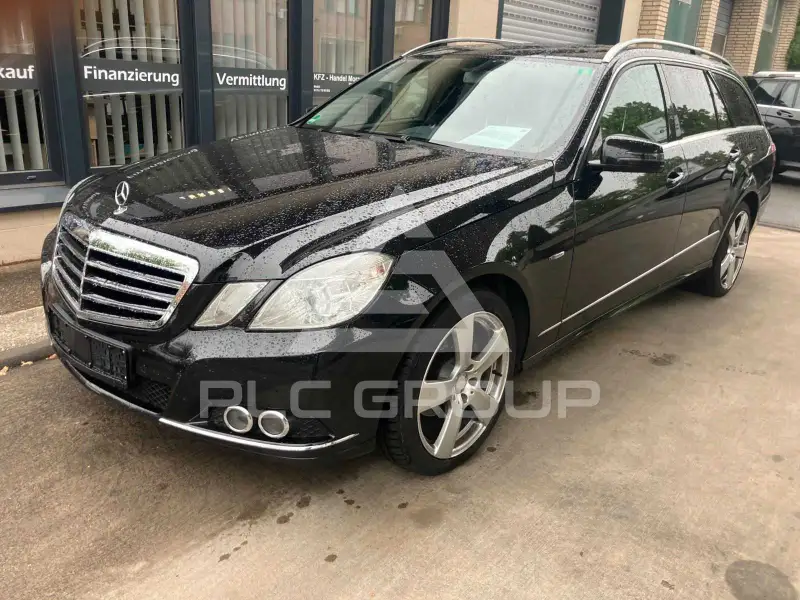 2010 Mercedes Benz E 200