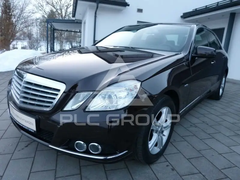 2010 Mercedes Benz E 200