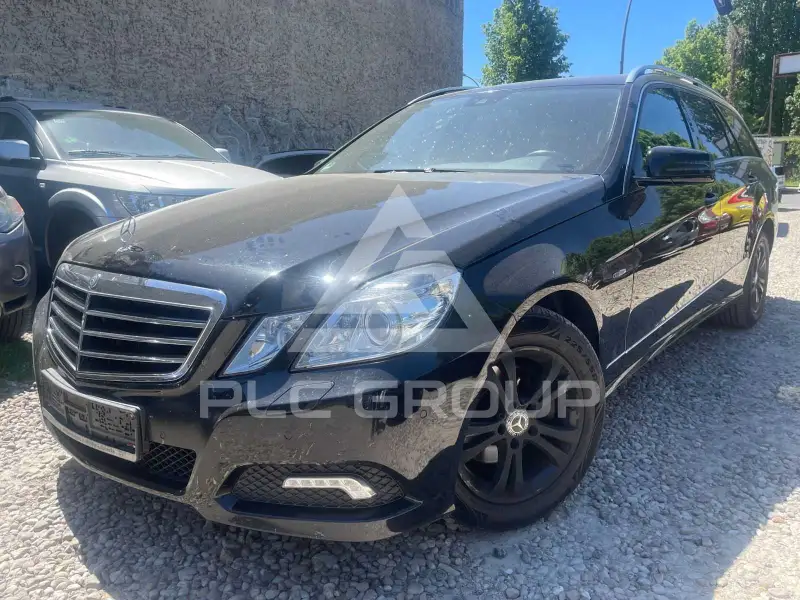 2010 Mercedes Benz E 200