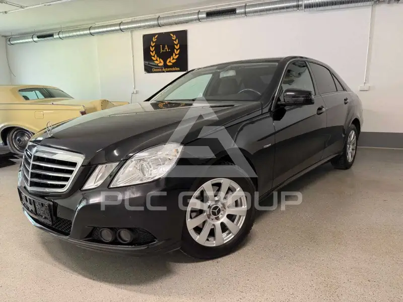 2010 Mercedes Benz E 200