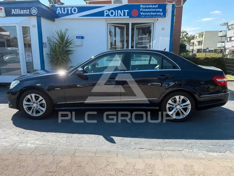 2010 Mercedes Benz E 200