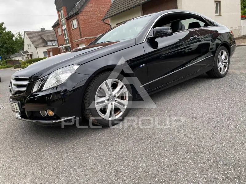 2010 Mercedes Benz E 200