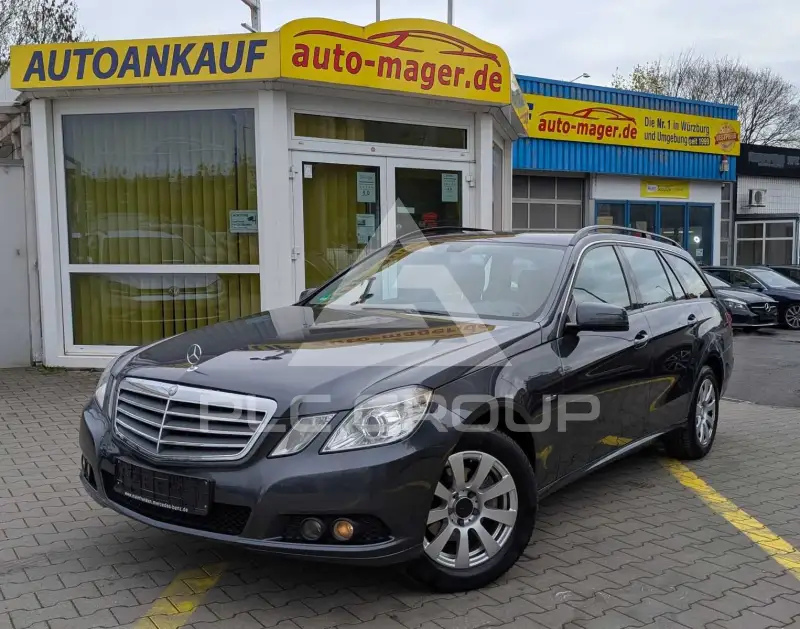 2010 Mercedes Benz E 200