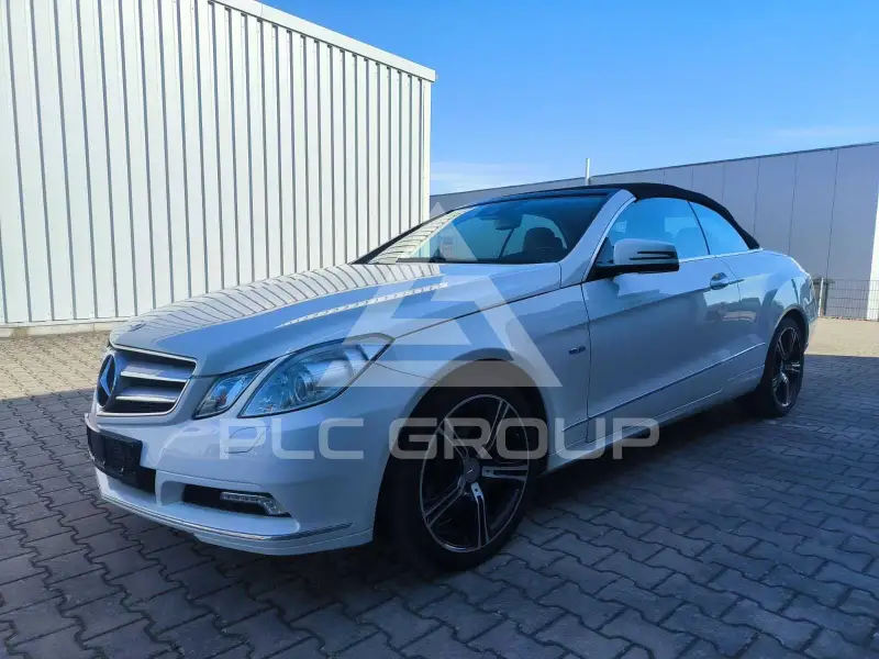 2010 Mercedes Benz E 200