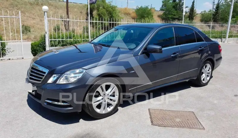 2010 Mercedes Benz E 200