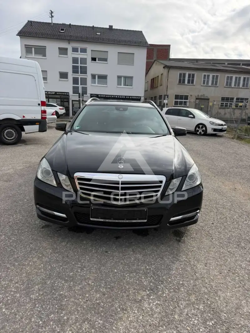 2010 Mercedes Benz E 200