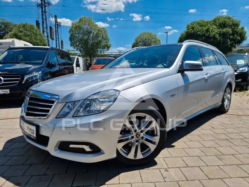 2010 Mercedes Benz E 200