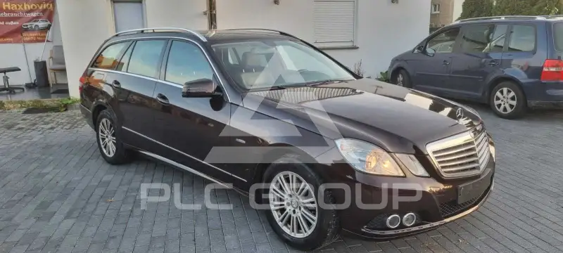 2010 Mercedes Benz E 220