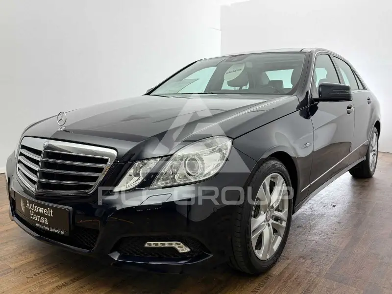 2010 Mercedes Benz E 220