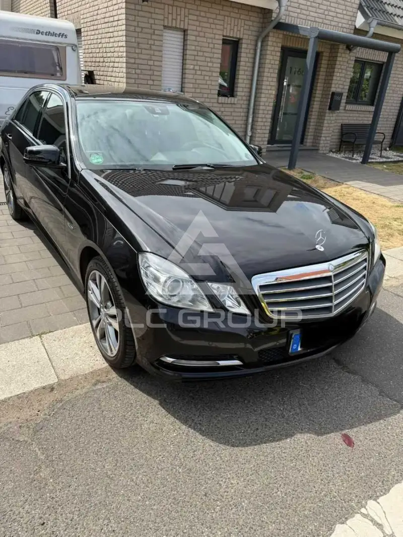 2010 Mercedes Benz E 220