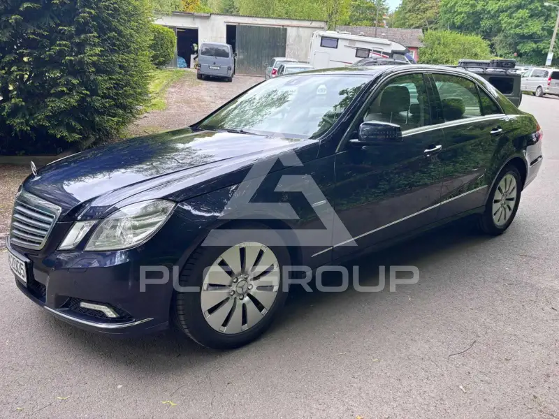 2010 Mercedes Benz E 220