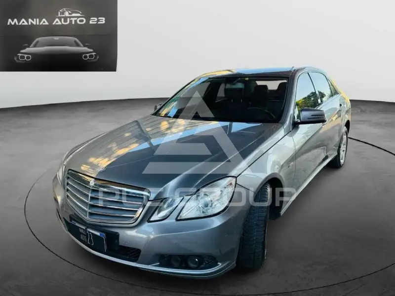 2010 Mercedes Benz E 220