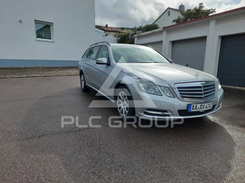 2010 Mercedes Benz E 220