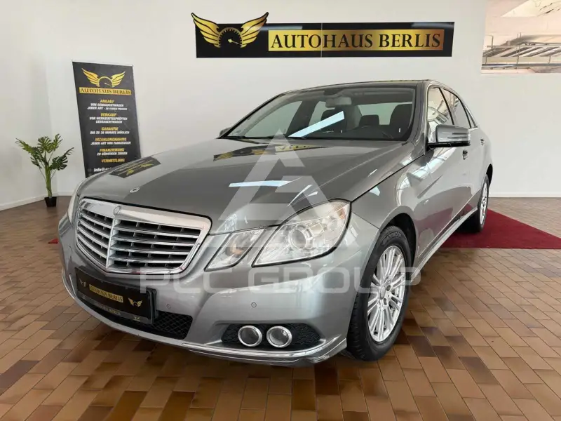 2010 Mercedes Benz E 220