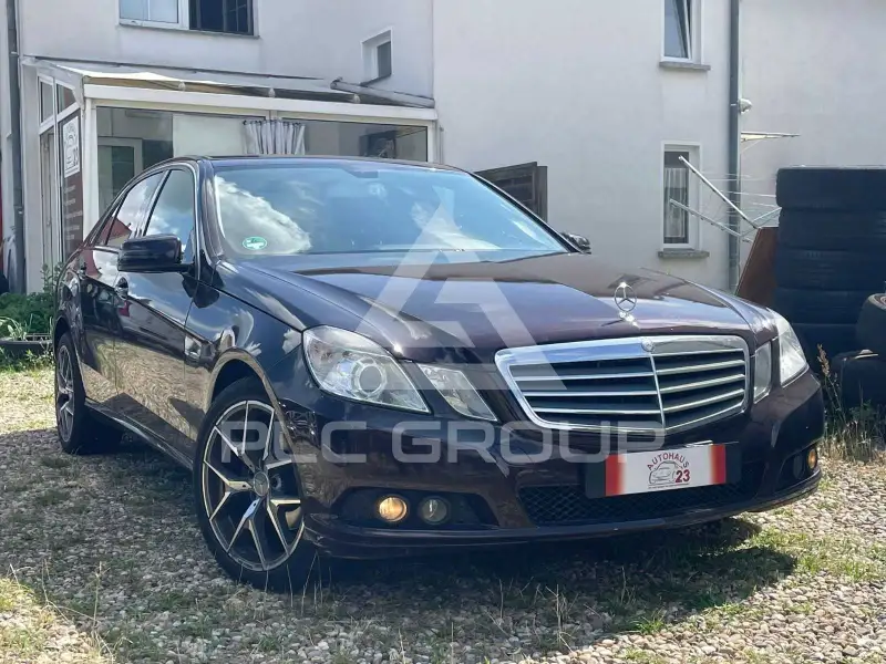 2010 Mercedes Benz E 220