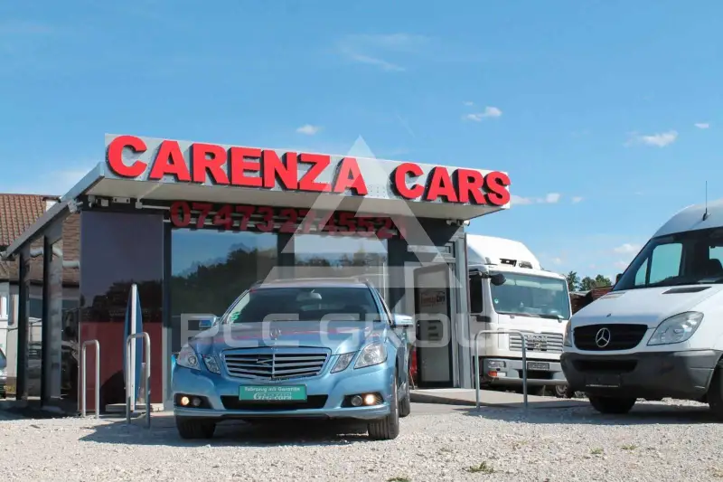 2010 Mercedes Benz E 220