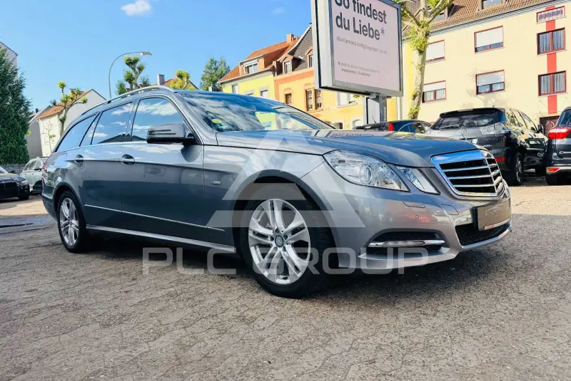 2010 Mercedes Benz E 220