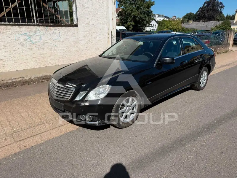2010 Mercedes Benz E 220