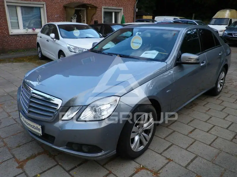 2010 Mercedes Benz E 220