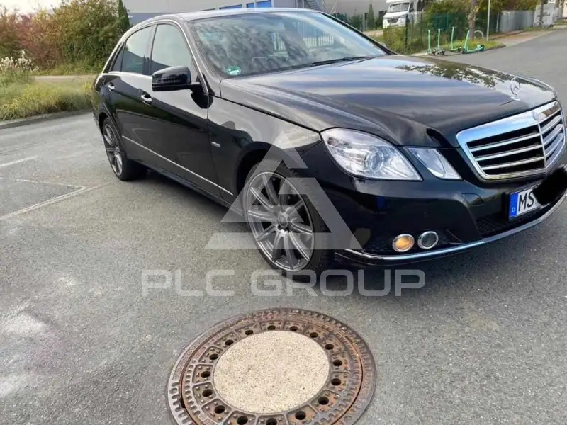 2010 Mercedes Benz E 220