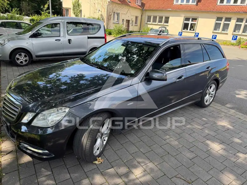 2010 Mercedes Benz E 220
