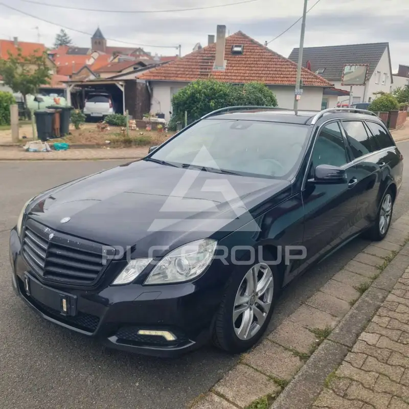 2010 Mercedes Benz E 220