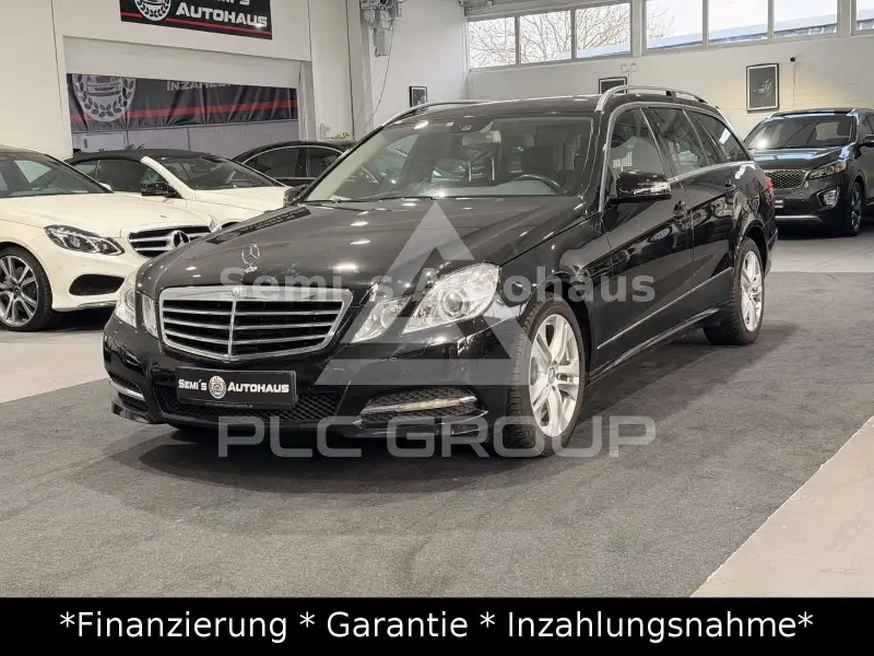 2010 Mercedes Benz E 220