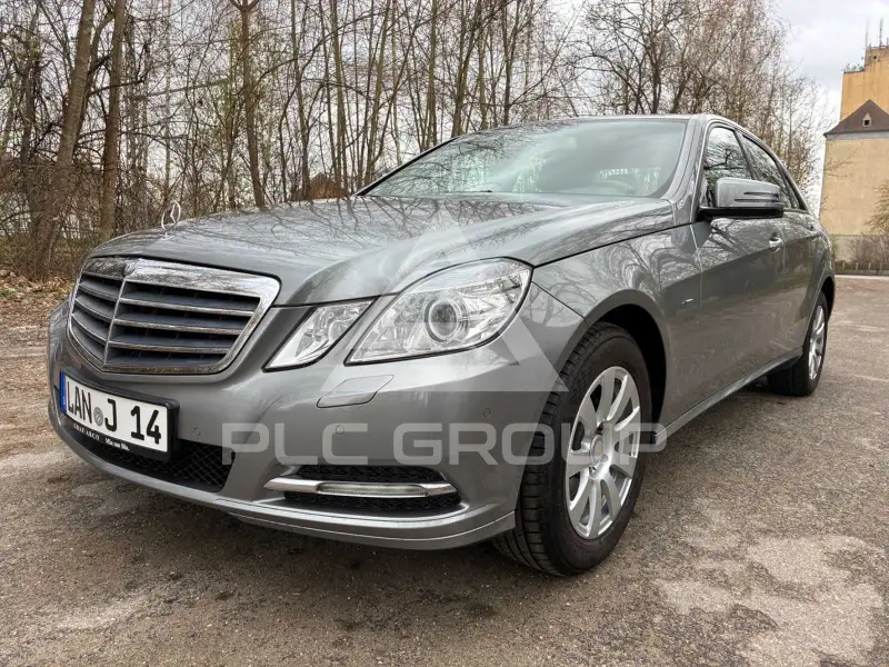 2010 Mercedes Benz E 220