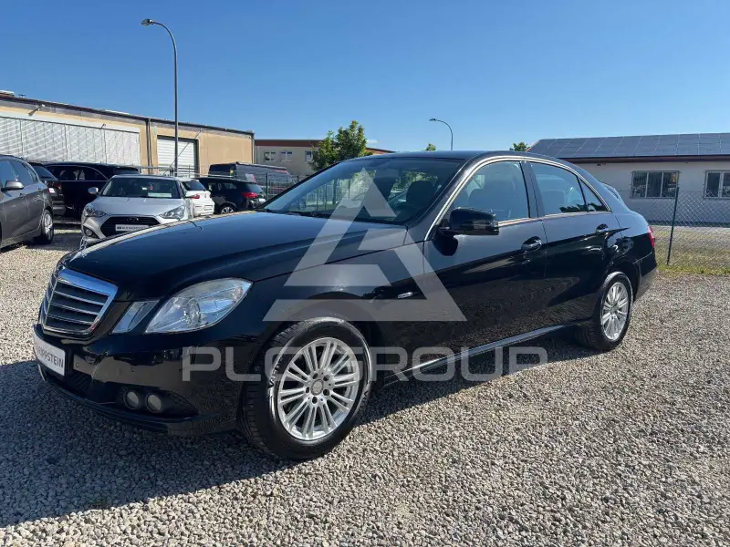 2010 Mercedes Benz E 220