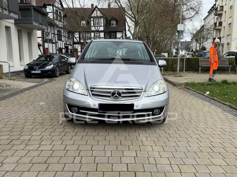 2010 Mercedes Benz A 170