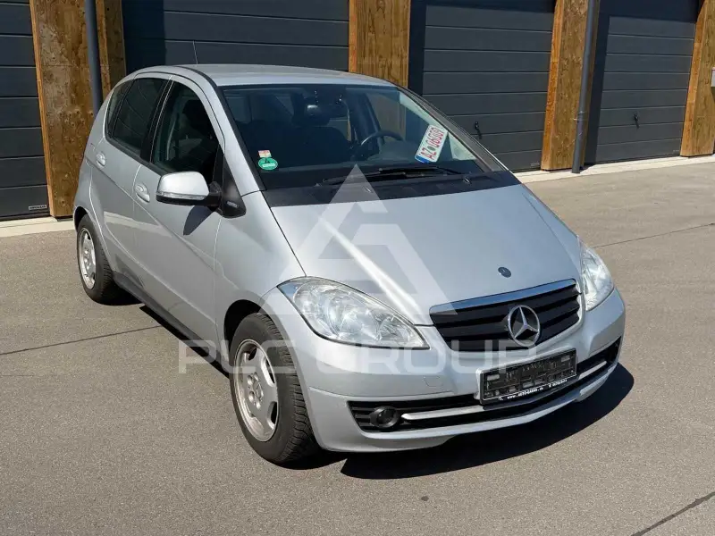 2010 Mercedes Benz A 160