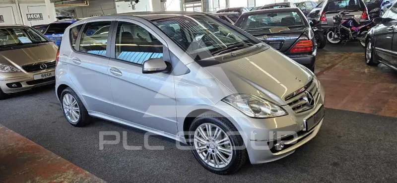 2010 Mercedes Benz A 160