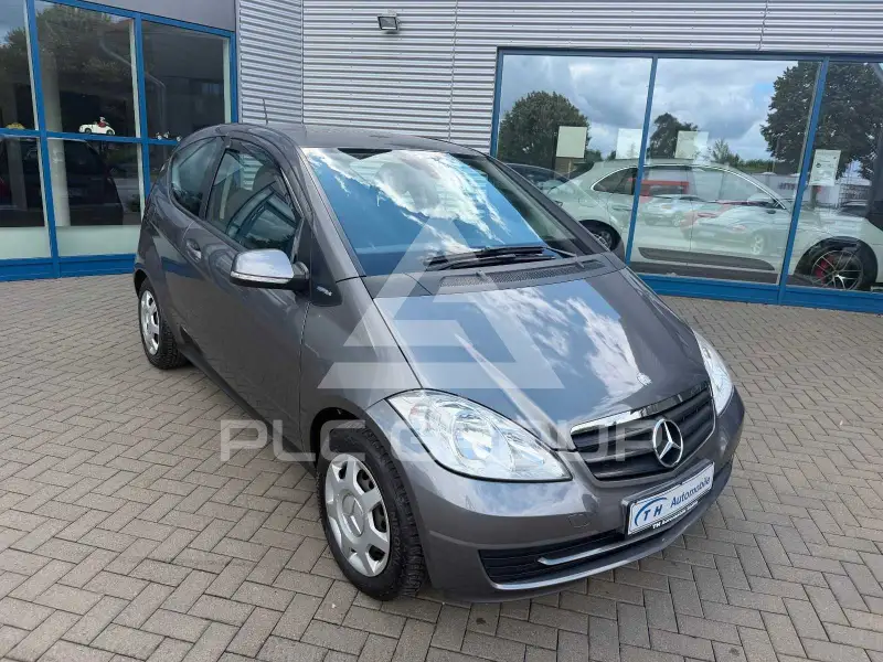2010 Mercedes Benz A 160