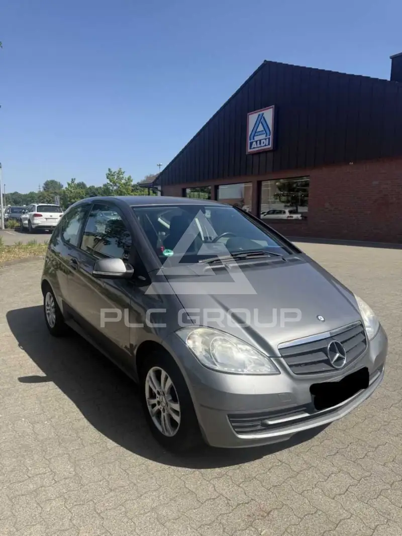 2010 Mercedes Benz A 160