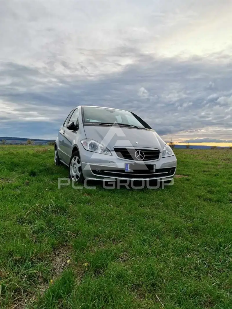 2010 Mercedes Benz A 160