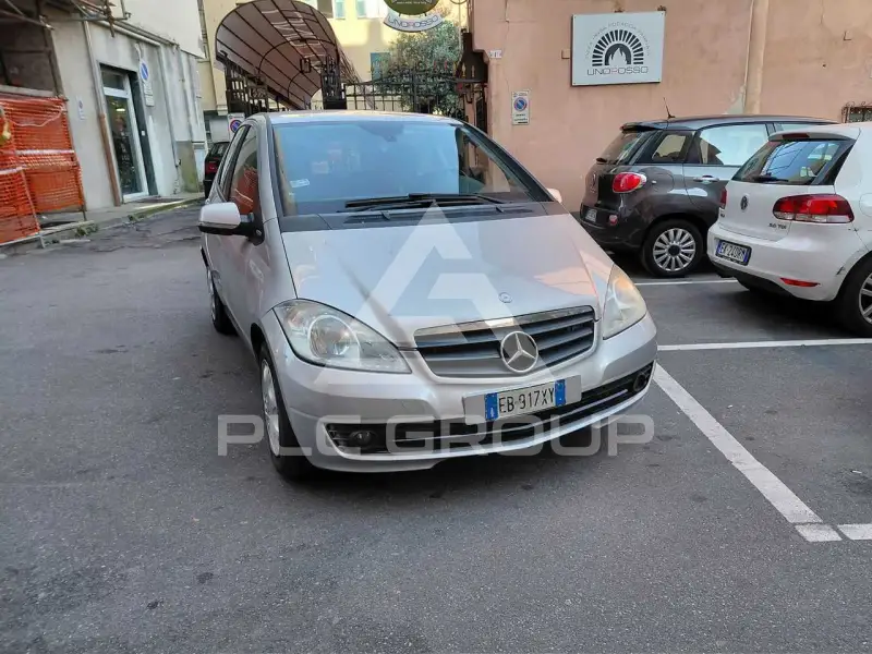 2010 Mercedes Benz A 160