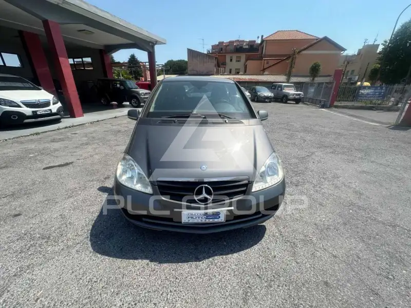 2010 Mercedes Benz A 160