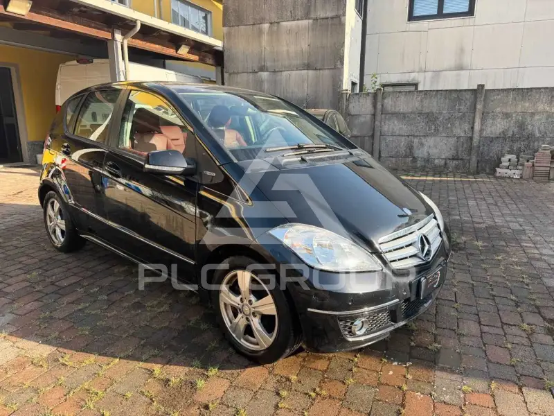 2010 Mercedes Benz A 160