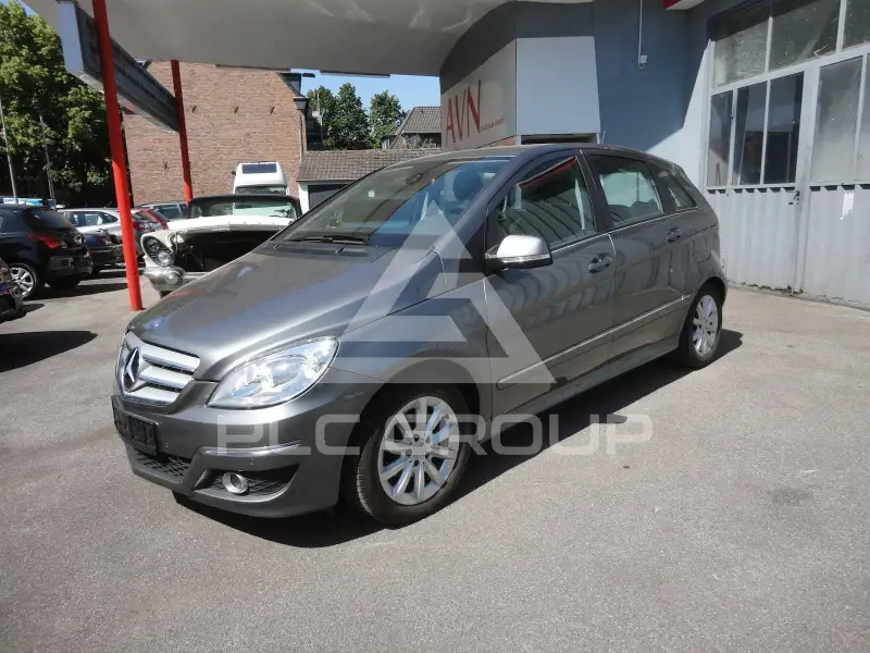 2010 Mercedes Benz B 180