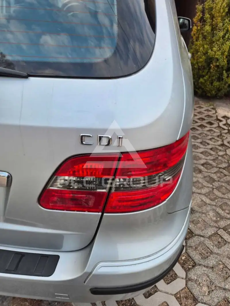 2010 Mercedes Benz B 180