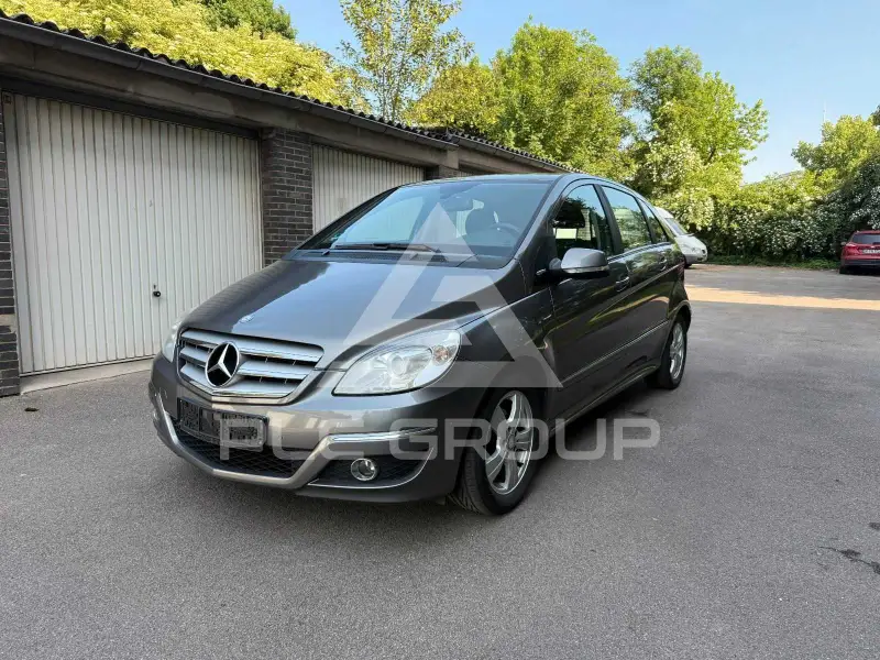 2010 Mercedes Benz B 180