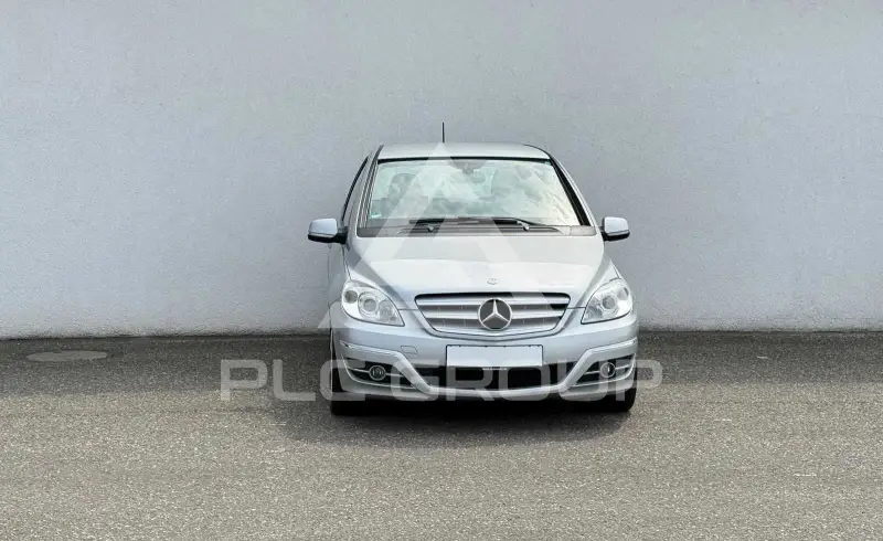 2010 Mercedes Benz B 180